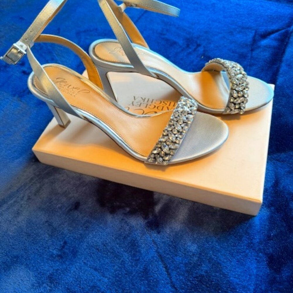 Badgley Mischka Jewel Heals